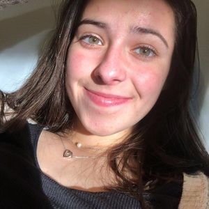 Meet your Posher, Sydni